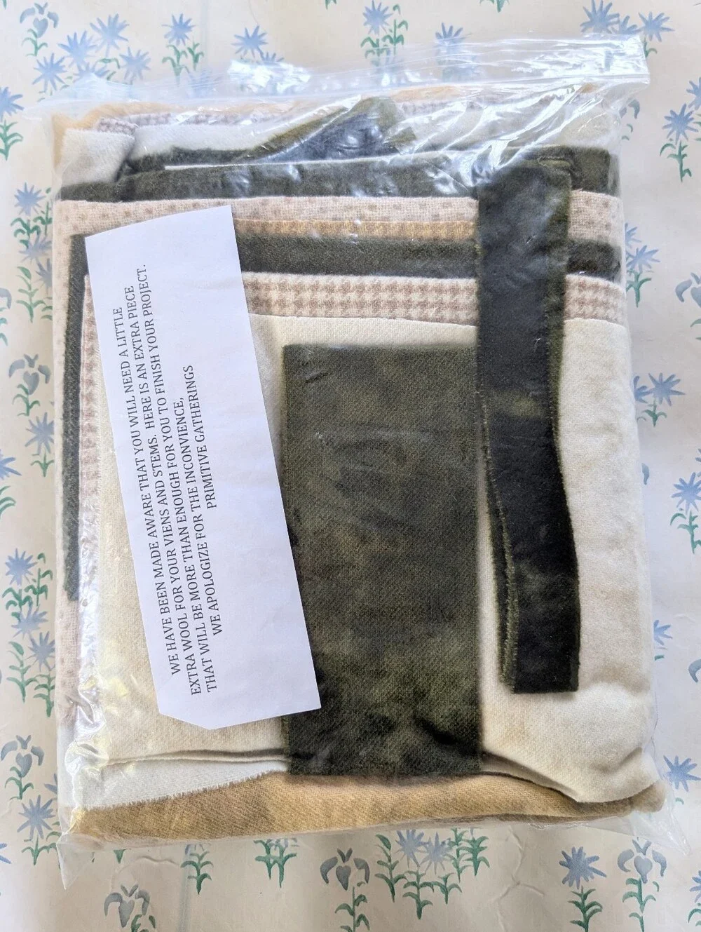 Primitive Gatherings Moon Garden Applique Border Quilt Kit NEW Wool Floral Black